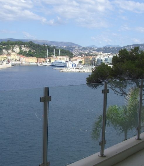 Garde Corps en Verre pour Escalier Intérieur à Nice Garde Corps en Verre pour Escalier Intérieur à Nice
