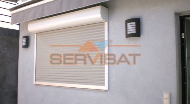 volets_roulants_1711-640x350 volets_roulants_1711-640x350