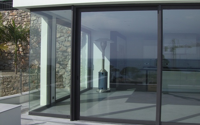 baie-vitree-aluminium-vue-exterieur