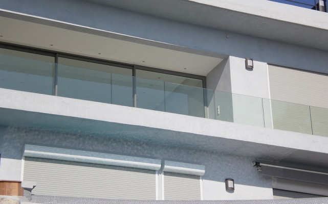 joinery-aluminium-neuf-la-gaude-windows-with-shutter